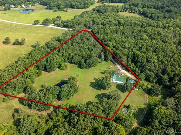 2078 Hofrichter Rd, Macks Creek, MO 65786