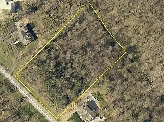 4th image of 8640 S Waterford Dr