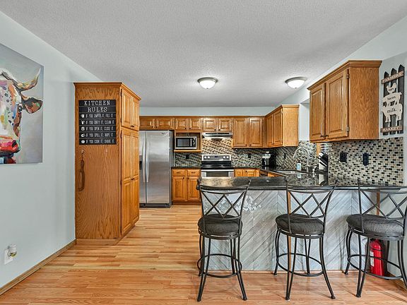 5th image of 228 N Prescott Cir