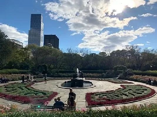 5th image of 1700 Lexington Ave