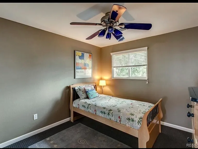 5560 S Lansing Way — Photo 8