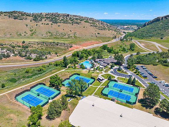 Ken-Caryl Valley is a picturesque neighborhood that is one of the most highly desirable in all of Denver.
