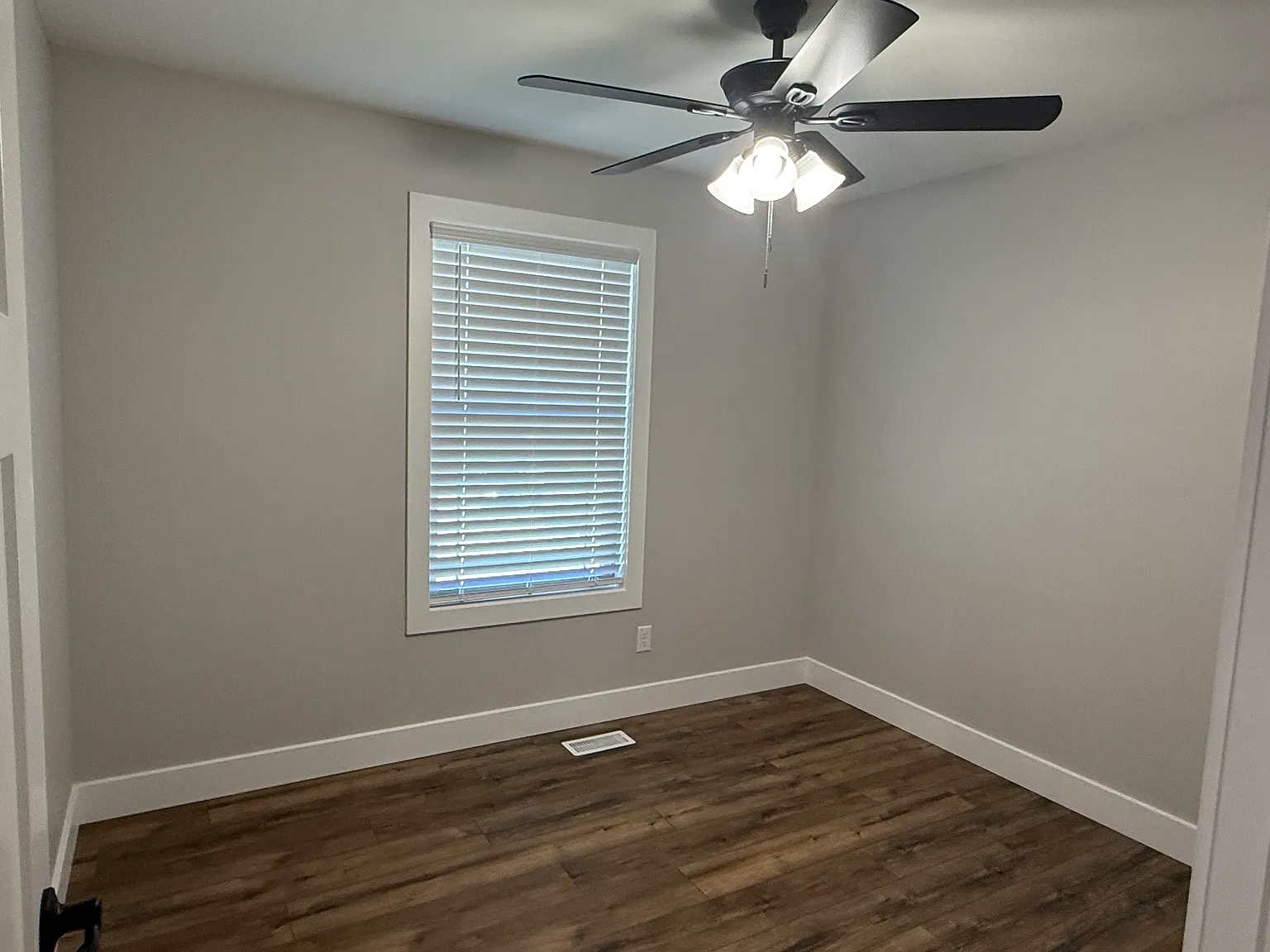 4 bed, 1600 sqft, $2,300 — Photo 4