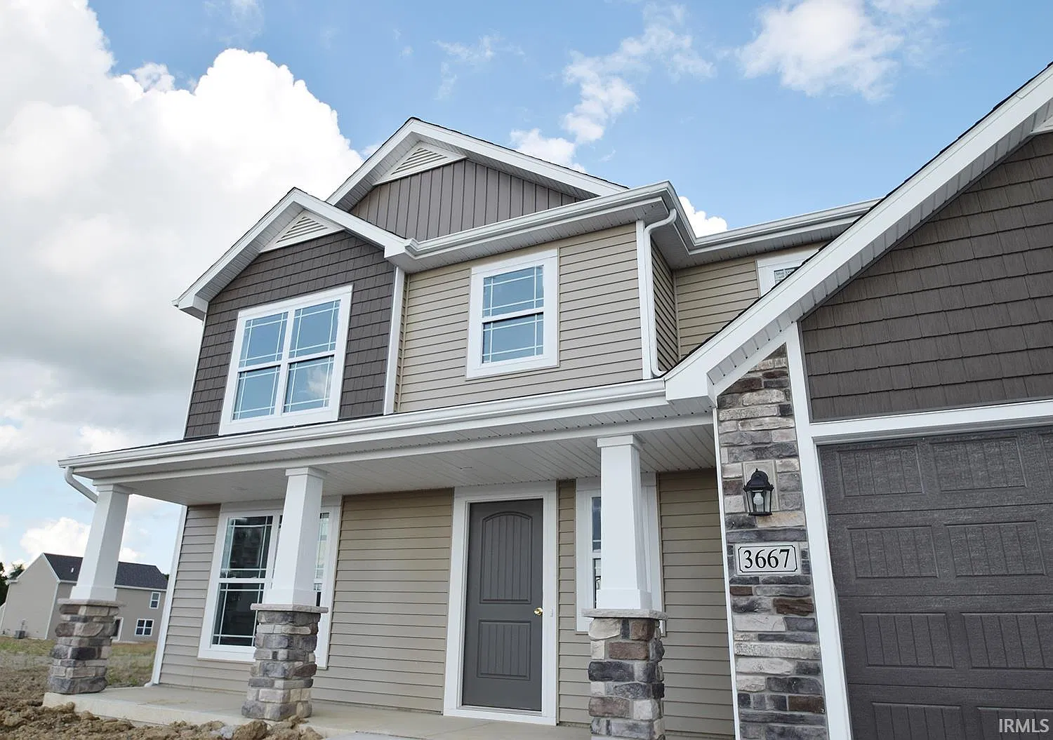 4 bed, 2.5 bath, 2120 sqft, $2,595 — Photo 2