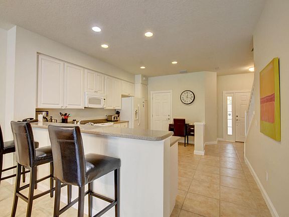 4th image of 1055 Pinewood Lake Ct
