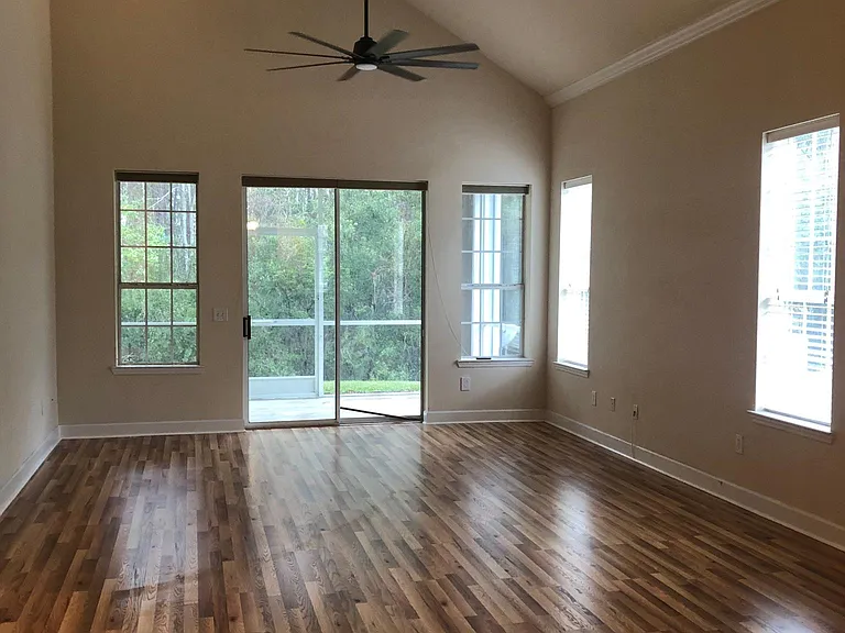 2052 Secret Garden Ln #304 — Photo 3