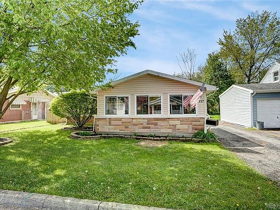2nd image of 337 Sweetman Ave
