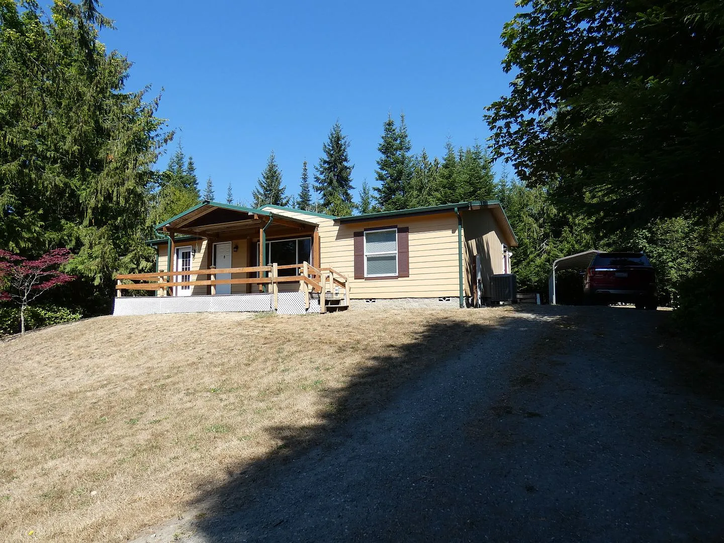 Country Living — Photo 1