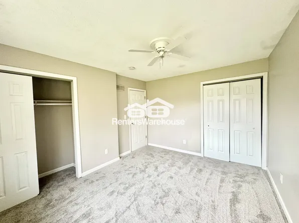 4924 Madison Ave, Des Moines, IA 50310