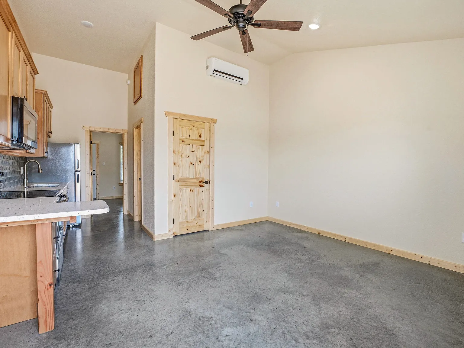 1 bed, 480 sqft, $1,100 — Photo 4