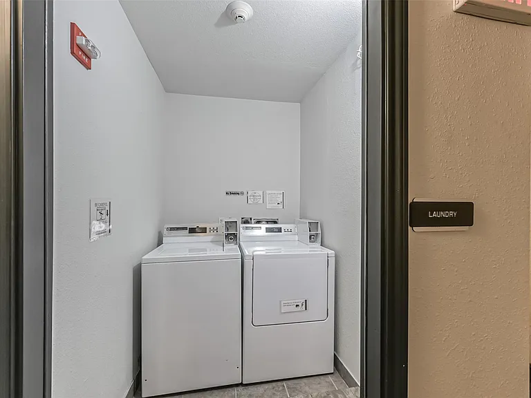 1025 Swanson St #212 — Photo 20
