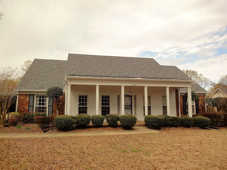 1st image of 1687 Bryn Mawr Cir