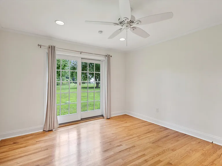 432 Webb Rd — Photo 20