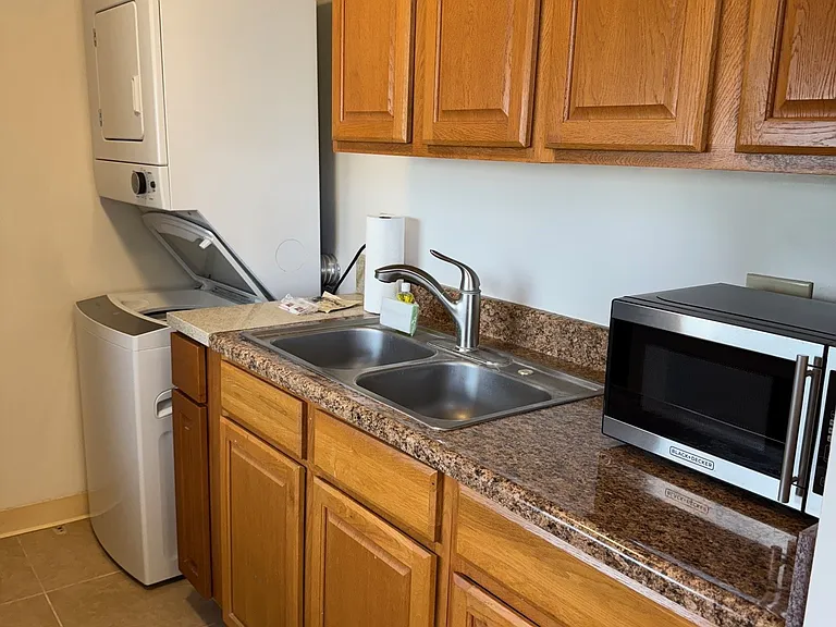 400 Hobron Ln #1504 — Photo 7