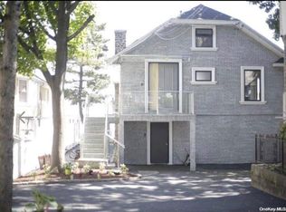 718 Clarence Ave, Bronx, NY 10465