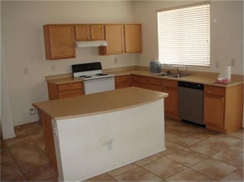 2nd image of 6323 S 31st Dr