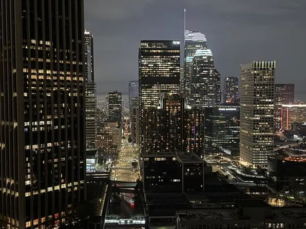 800 W 1st St APT 3105, Los Angeles, CA 90012