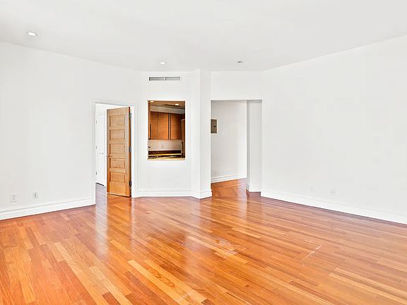 3rd image of 154 W 70th St APT 9R