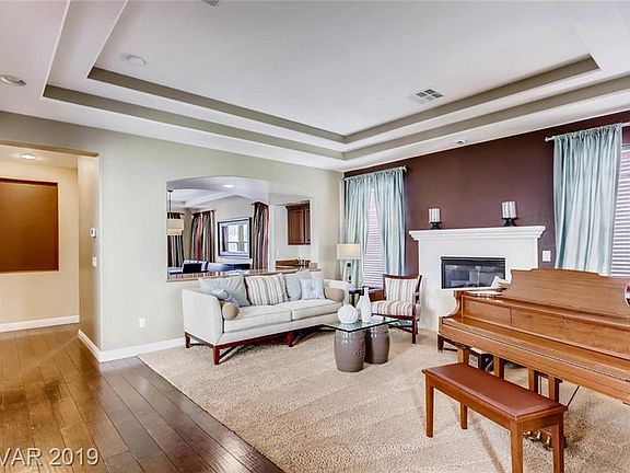 4th image of 636 Chervil Valley Dr
