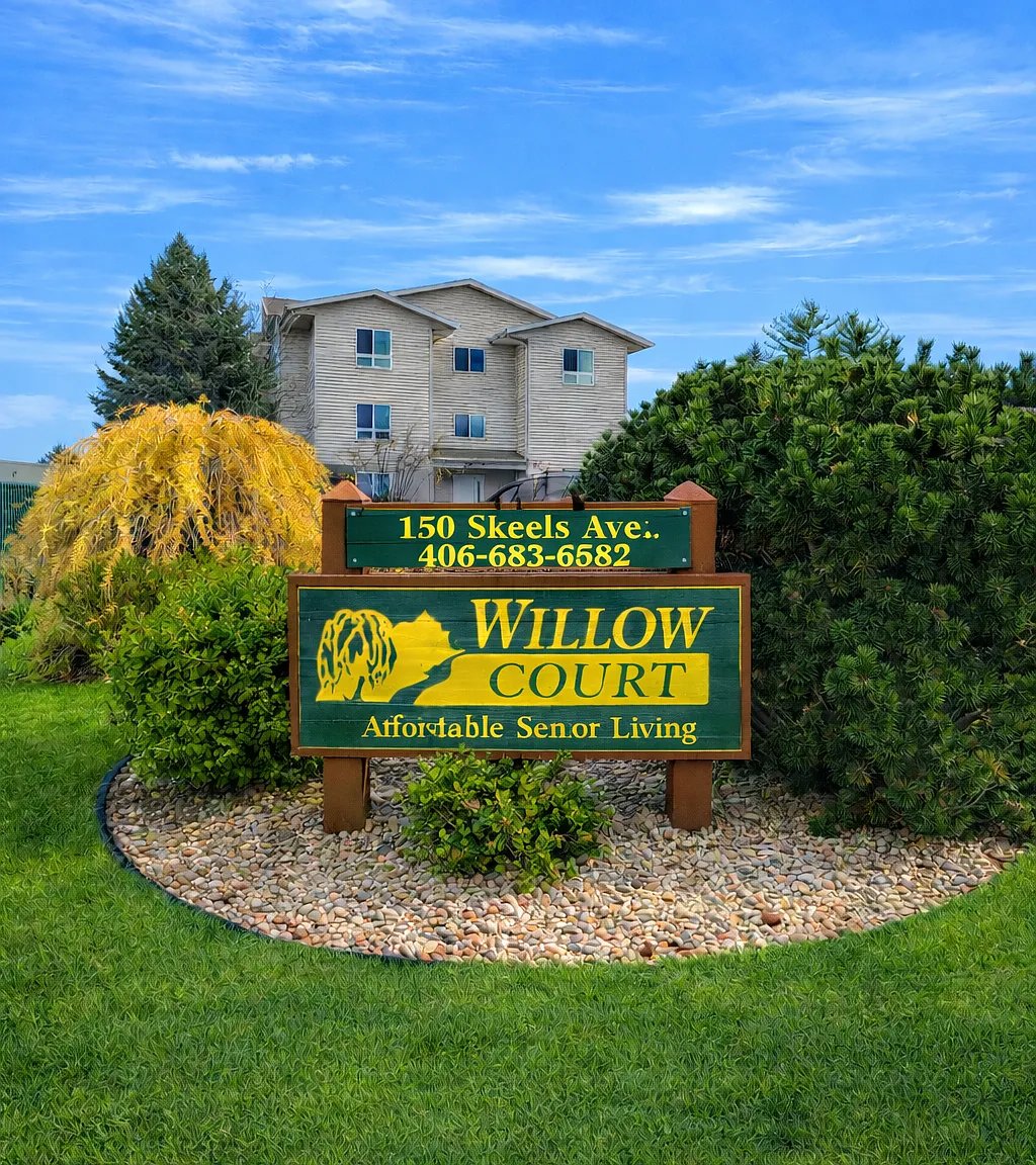 Willow Court — Photo 1