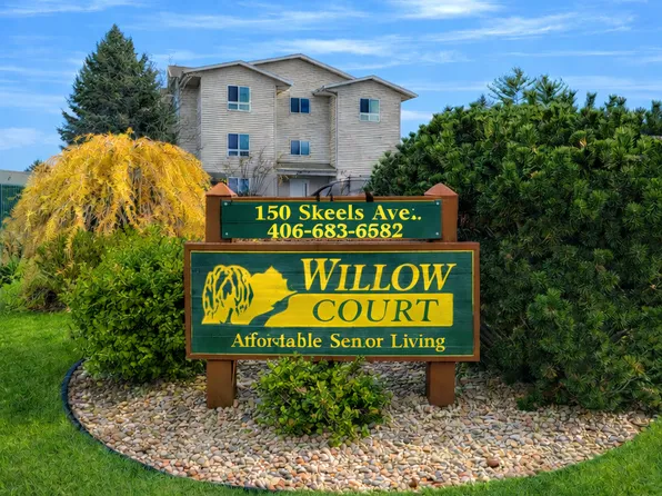 Willow Court