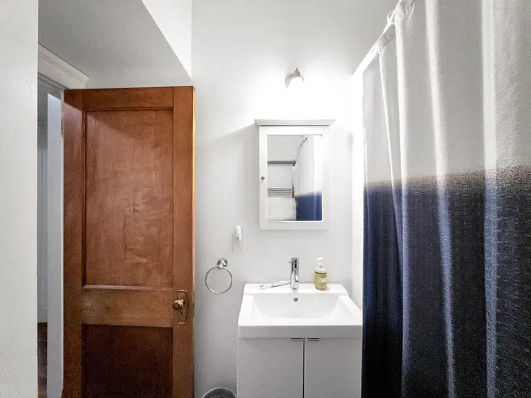 79 Perkins St #2 — Photo 8