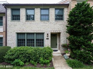 2673 N Marcey Rd, Arlington, VA 22207