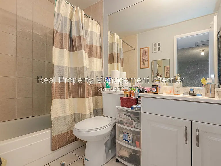 6768 SW 39th Ct — Photo 17