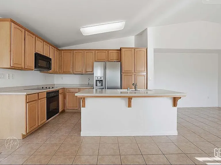 11528 Indian Hawthorne St — Photo 9