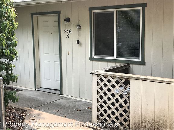 2nd image of 336A 1st Ave