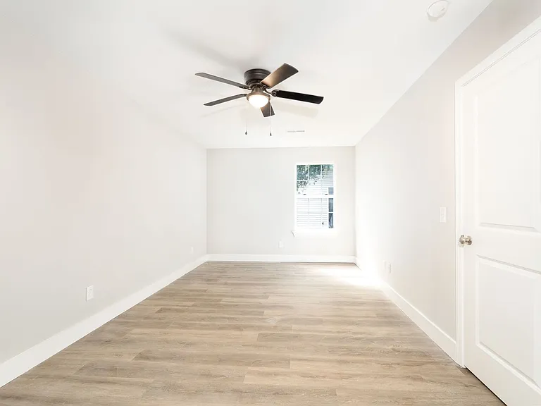 3313 Florida Ave — Photo 6