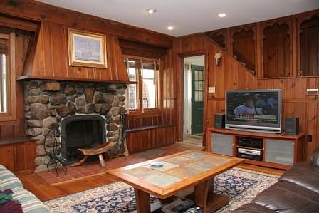 Great Room / Fireplace