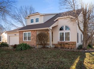 428 Fairfax St, Columbia, IL 62236