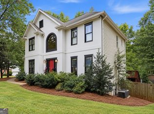 8005 Canter Ln, Alpharetta, GA 30009