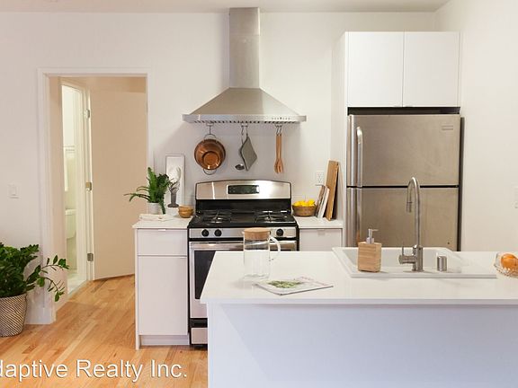 2nd image of 3100 W London St #3112