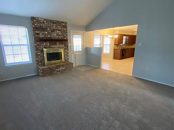 4th image of 7942 Hearne Dr