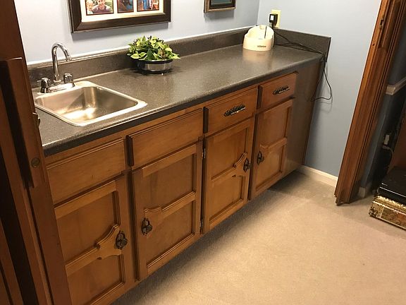 Wet bar in living room area