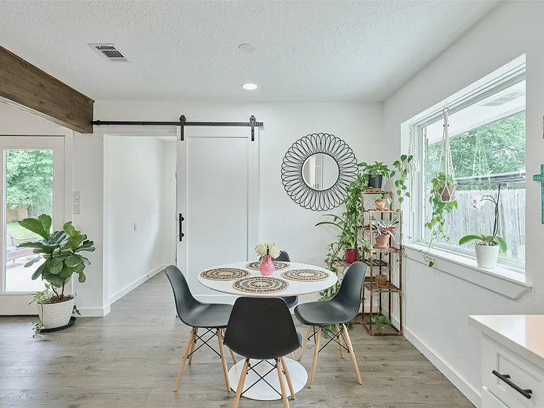 3607 Hickory Hill Ln — Photo 21
