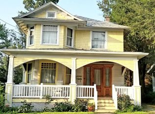 119 E Garfield Ave, Carbondale, PA 18407