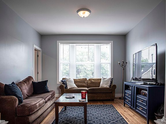2nd image of 3112 N California Ave #2