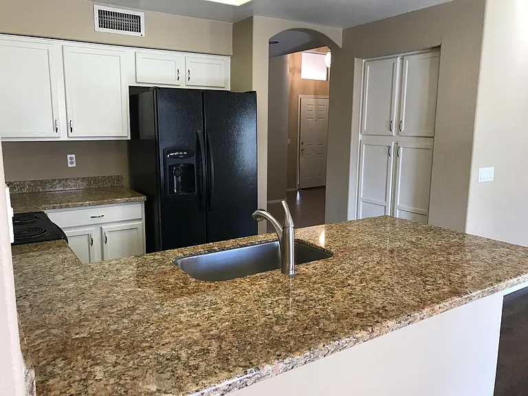 8371 W Melinda Ln — Photo 5