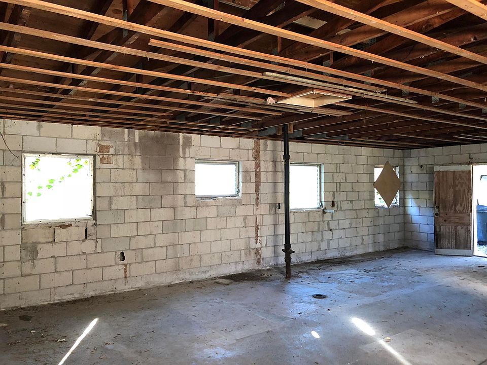 2nd image of 2407 S 13th Street