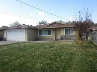 729 N Grove St, Banning, CA 92220