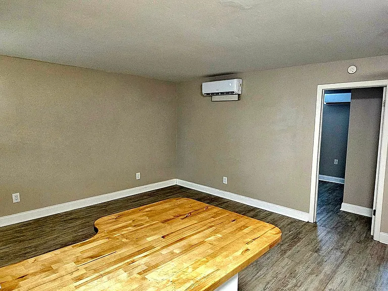 1516 Roger Dr #2 — Photo 10