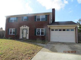 729 Monmouth Ln, Virginia Beach, VA 23464
