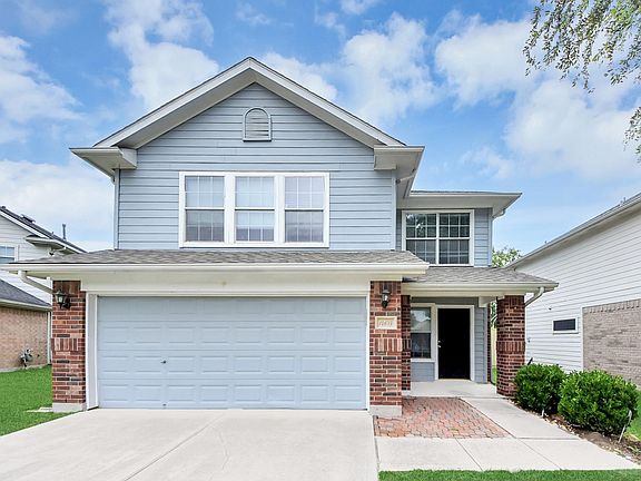 3rd image of 14614 Sweetwater View Dr