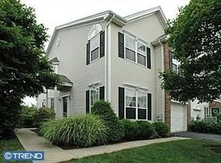 15 Tankard Ln #163, Washington Crossing, PA 18977