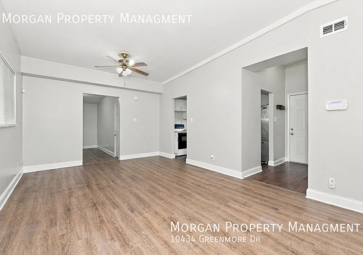 3 BR + Bonus Room with XL Fenced Backyard! — Photo 4