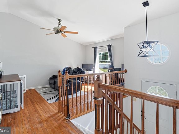 4th image of 13 Marlin Ct