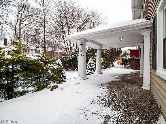 5th image of 3163 Sycamore Rd